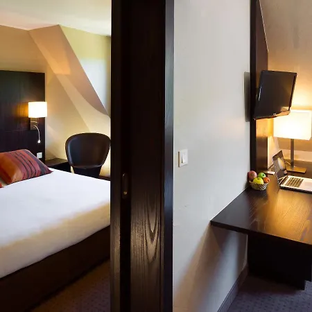 Restaurant & Verte Vallee Hotell 4*