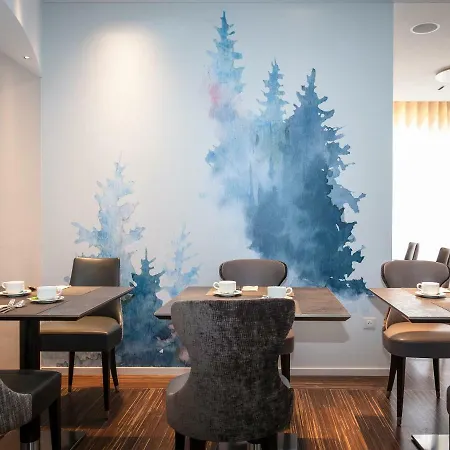 Restaurant & Verte Vallee 4*